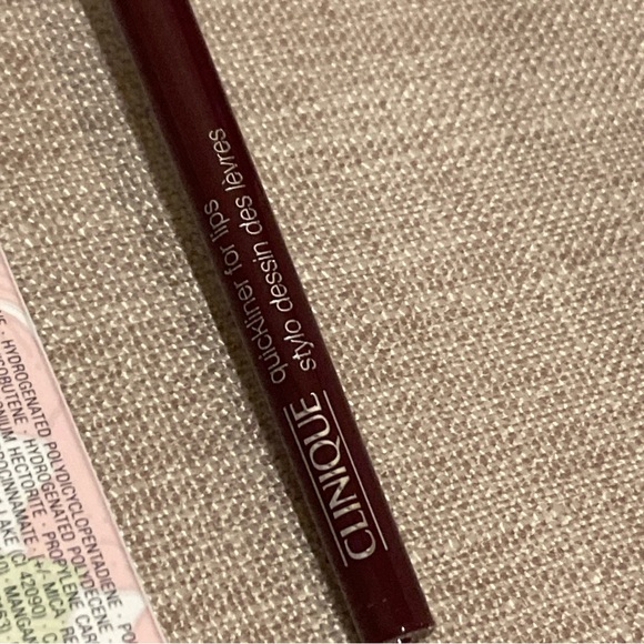 CLINIQUE Quickliner for Lips - Intense Licorice .01 Oz New In Box - Picture 6 of 8